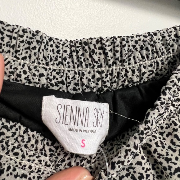 Sienna Sky cheetah print skirt - Picture 3 of 4